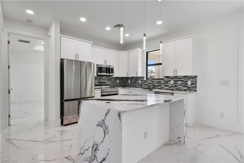 1708 El Dorado Blvd N, Cape Coral, FL 33993 Photo
