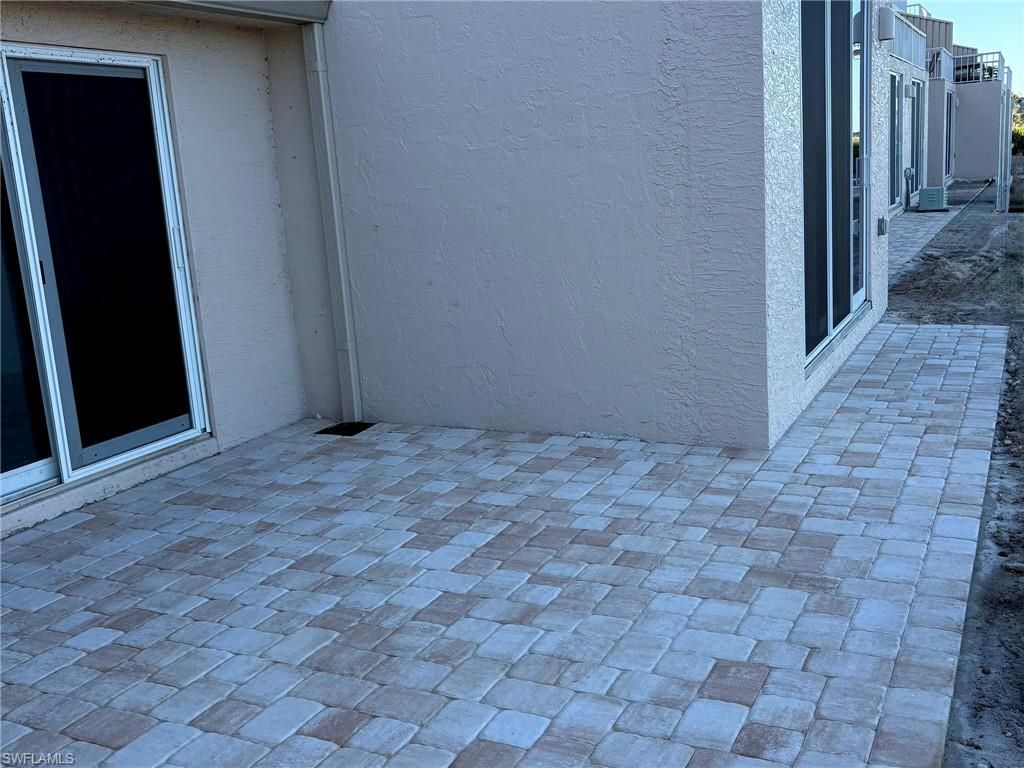 200 Periwinkle Way, Unit 124, Sanibel, FL 33957 Photo