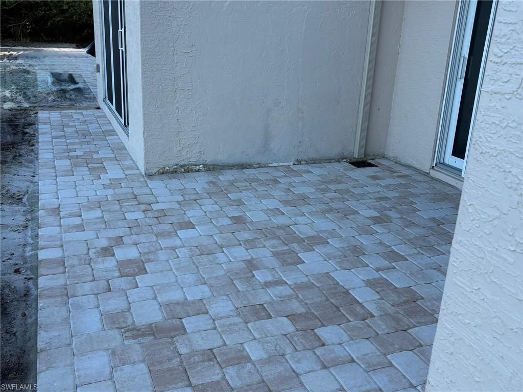 200 Periwinkle Way, Unit 124, Sanibel, FL 33957 Photo