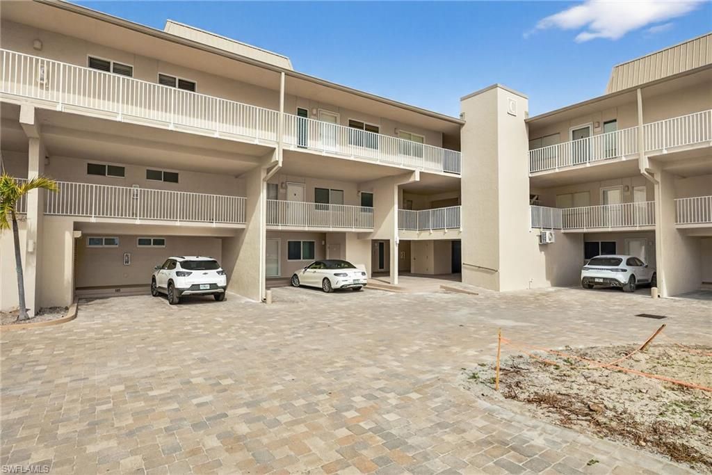 200 Periwinkle Way, Unit 124, Sanibel, FL 33957 Photo