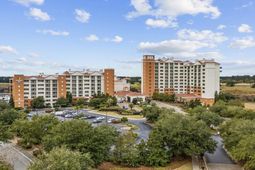 8121 Amalfi Pl. photo 4