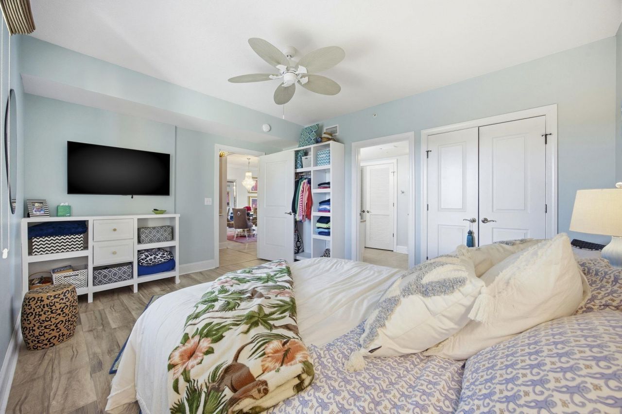 8121 Amalfi Pl. Photo 25