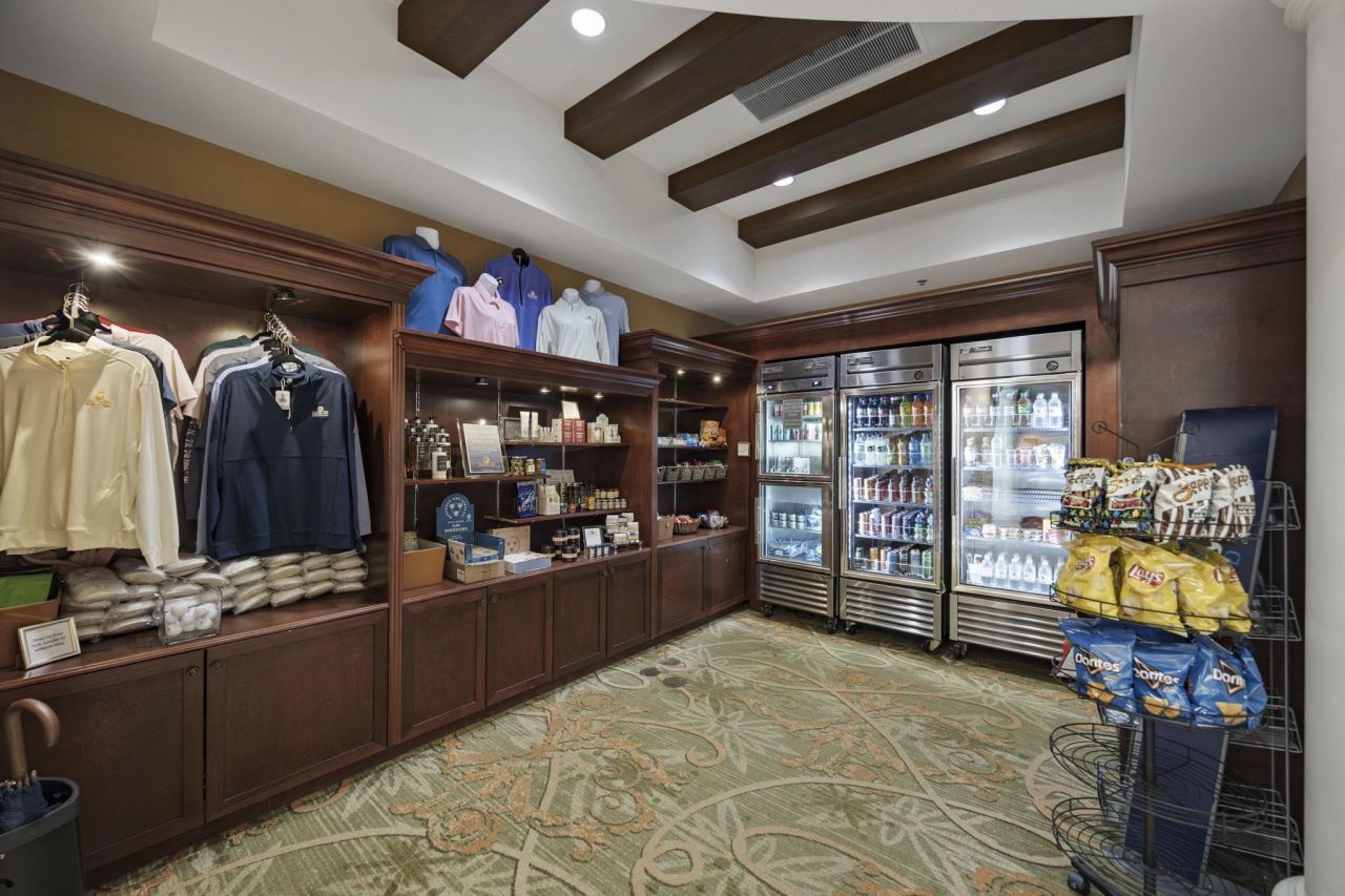 8121 Amalfi Pl. Photo 37