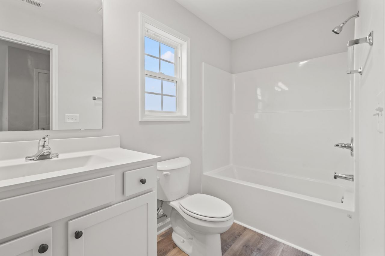 231 Stillbrook Dr. Photo 14