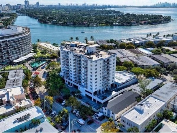 6900 Bay Dr, Unit 10K, Miami Beach, FL 33141