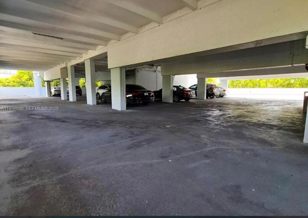 6900 Bay Dr, Unit 10K, Miami Beach, FL 33141 Photo