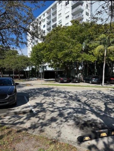 6900 Bay Dr, Unit 10K, Miami Beach, FL 33141 Photo