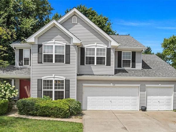 125 Pine Needle Drive, Wentzville, MO 63385