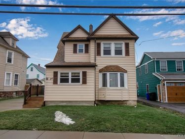 24 Lake Ave, Buffalo, NY 14219