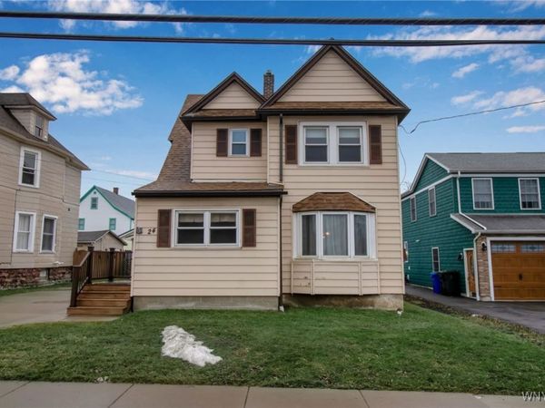 24 Lake Ave, Buffalo, NY 14219