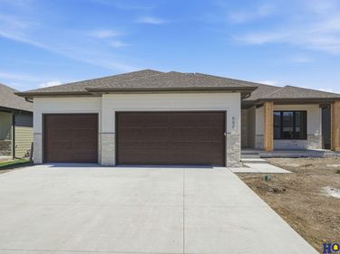 550 Eloise Avenue, Lincoln, NE 68520