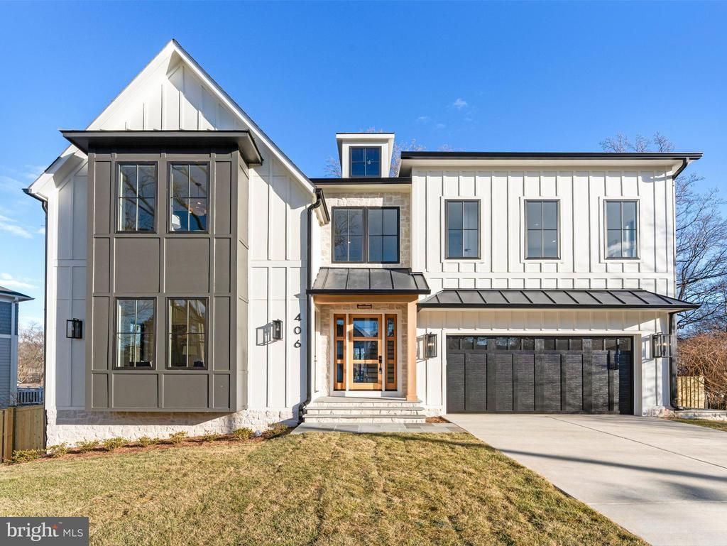 406 Dove Circle Sw, Vienna, VA 22180 Main Photo