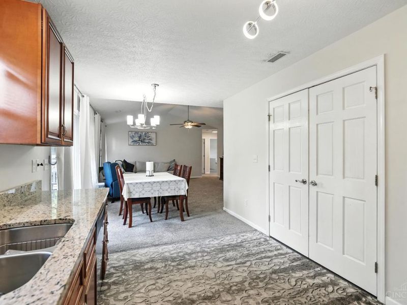 329 Ridgeview Lane, Monroe, OH 45050 Photo 12