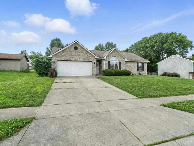 329 Ridgeview Lane, Monroe, OH 45050 Photo 3