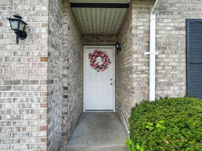 329 Ridgeview Lane, Monroe, OH 45050 Photo 4