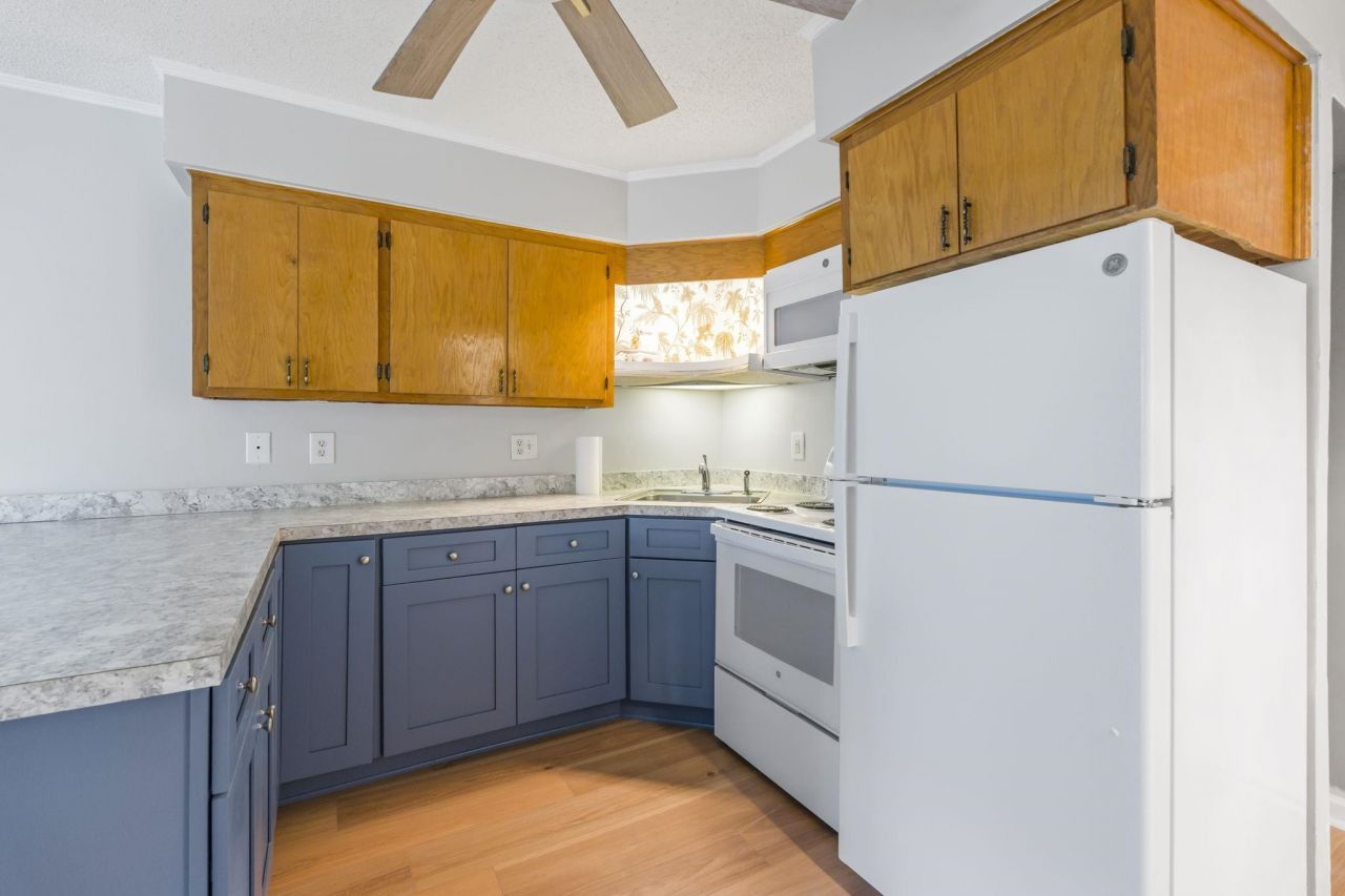 300 47th Ave. S Photo 8