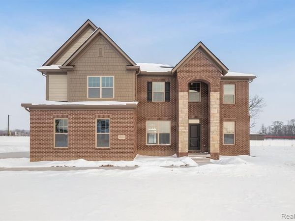 12185 Moore Lane, Washington Twp, MI 48094