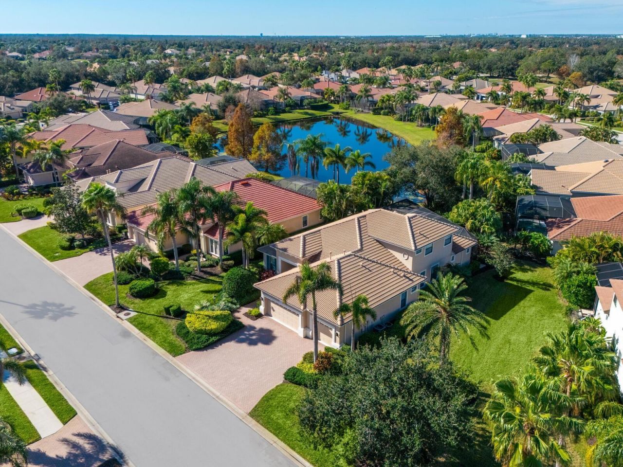 13911 Siena Loop, Lakewood Ranch, FL 34202 Photo