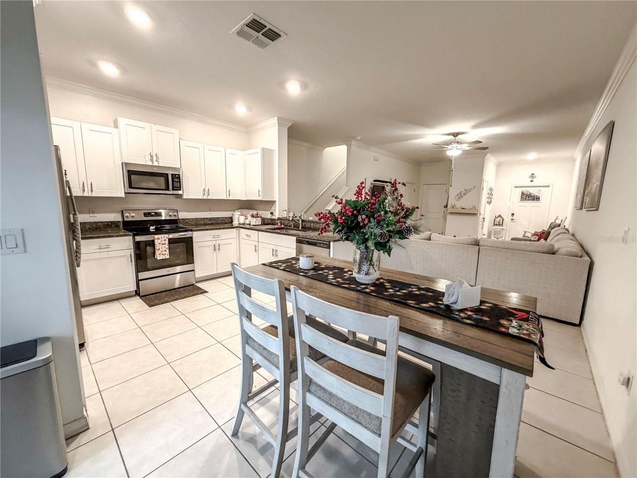 36510 Camp Fire Terrace, Zephyrhills, FL 33541 Photo