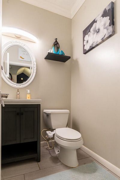 8516 Long Meadow Drive Photo 11