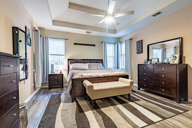 8516 Long Meadow Drive Photo 24