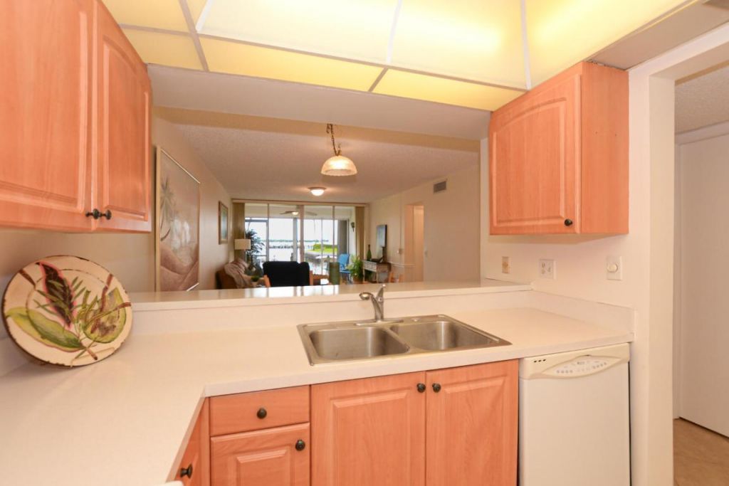 1950 SW Palm City Road, Unit 12-103, Stuart, FL 34994 Photo