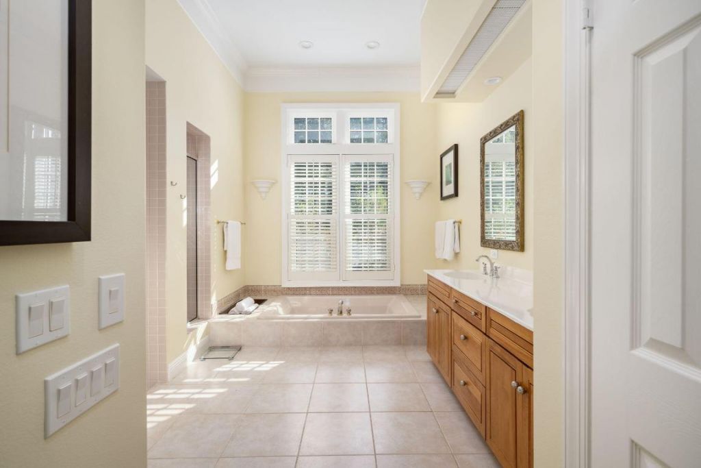 690 Marbrisa River Lane, Indian River Shores, FL 32963 Photo