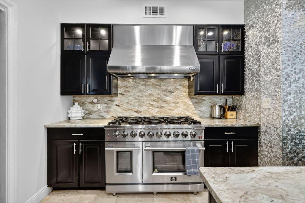 516-520 34th Street, West Palm Beach, FL 33407 Photo