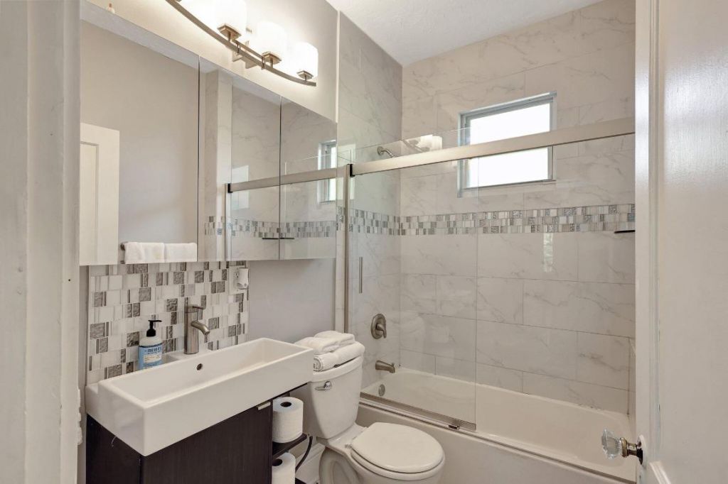 516-520 34th Street, West Palm Beach, FL 33407 Photo