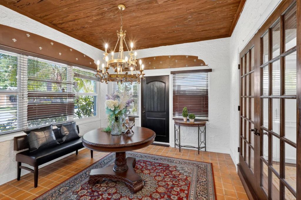 516-520 34th Street, West Palm Beach, FL 33407 Photo