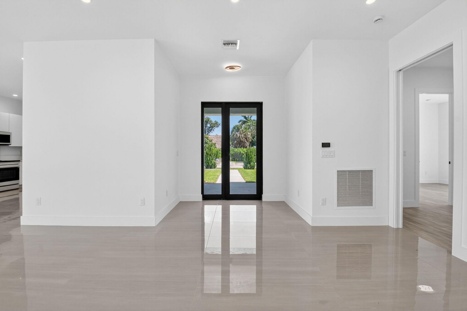3920 Espan Court, Palm Springs, FL 33461 Photo