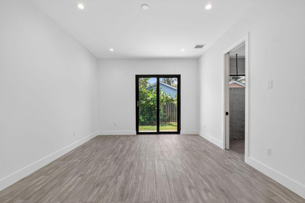 3920 Espan Court, Palm Springs, FL 33461 Photo