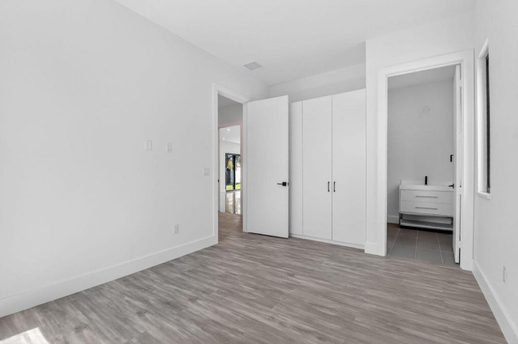 3920 Espan Court, Palm Springs, FL 33461 Photo