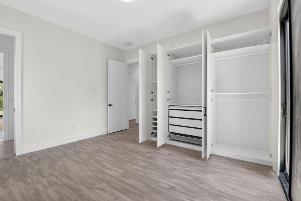 3920 Espan Court, Palm Springs, FL 33461 Photo