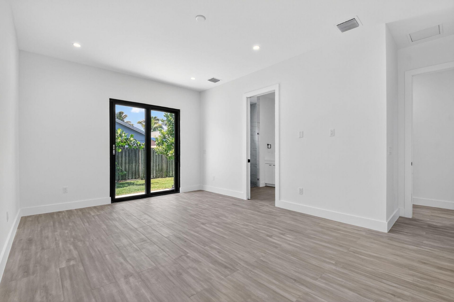 3920 Espan Court, Palm Springs, FL 33461 Photo