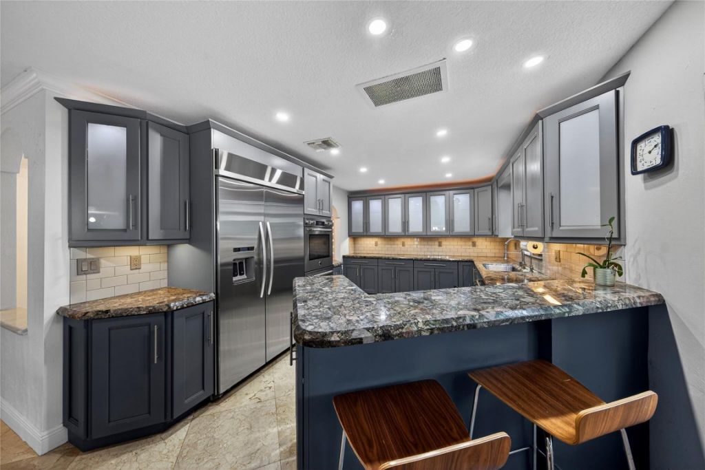 629 Kensington Place, Wilton Manors, FL 33305 Photo