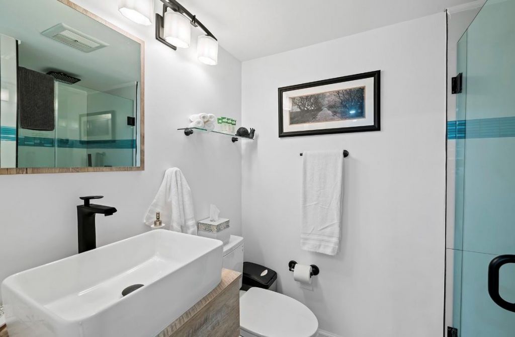 629 Kensington Place, Wilton Manors, FL 33305 Photo