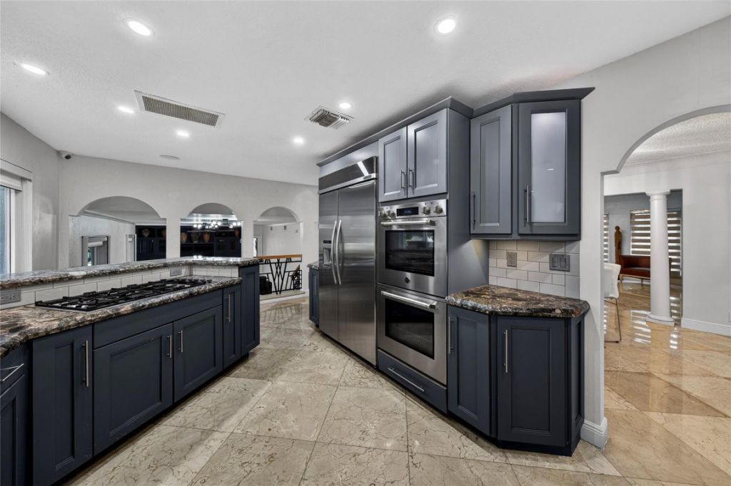 629 Kensington Place, Wilton Manors, FL 33305 Photo