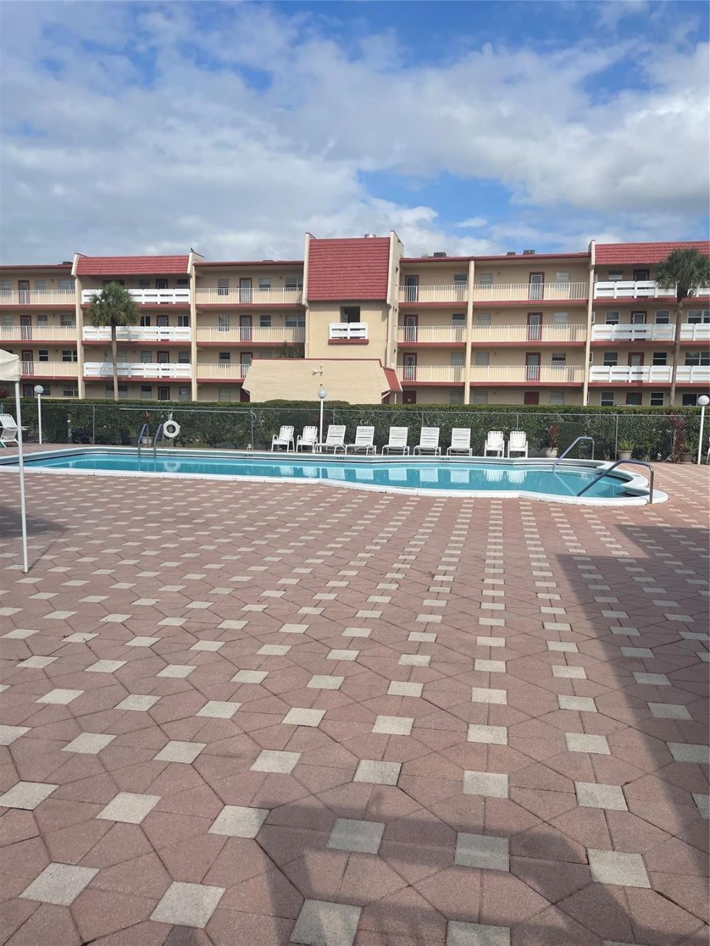 1025 Country Club Drive, Unit 302, Margate, FL 33063 Photo