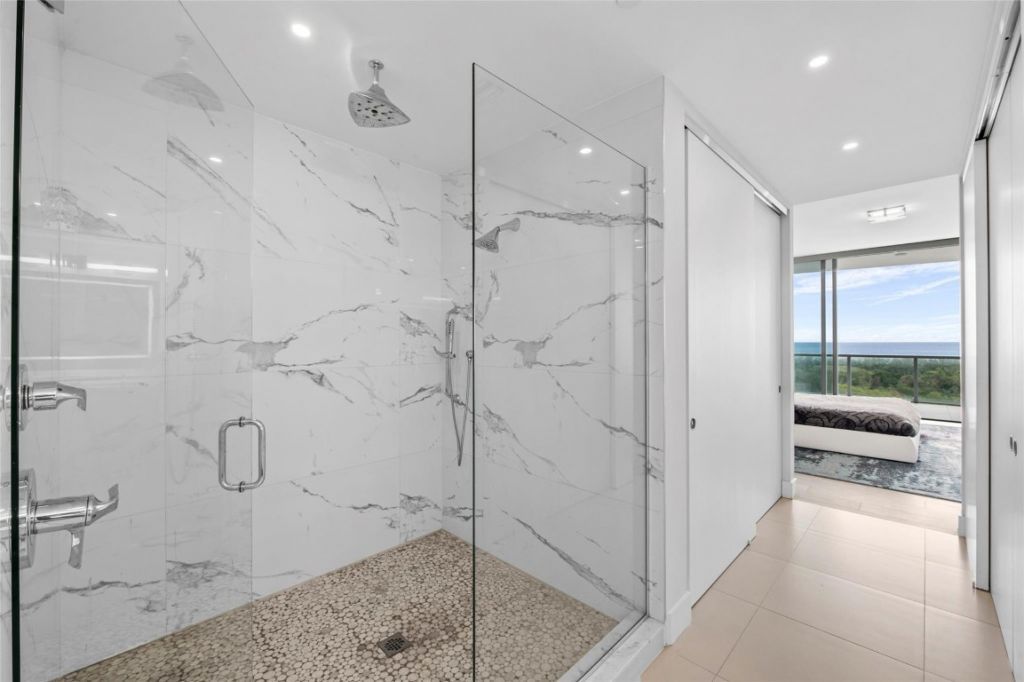 920 Intracoastal Drive, Unit 1402, Fort Lauderdale, FL 33304 Photo