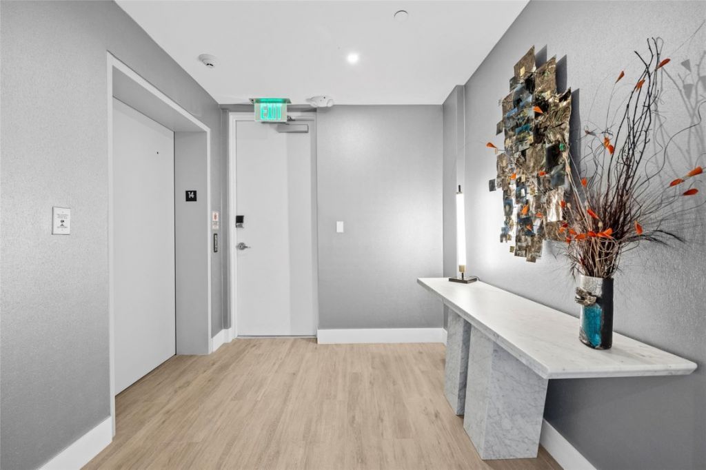 920 Intracoastal Drive, Unit 1402, Fort Lauderdale, FL 33304 Photo