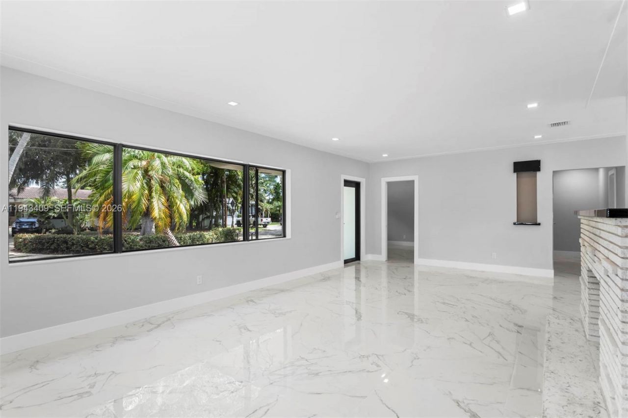 260 NW 86th St, El Portal, FL 33150 Photo