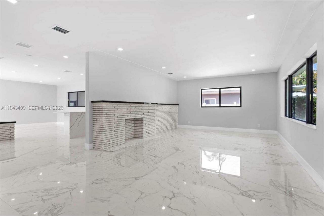 260 NW 86th St, El Portal, FL 33150 Photo