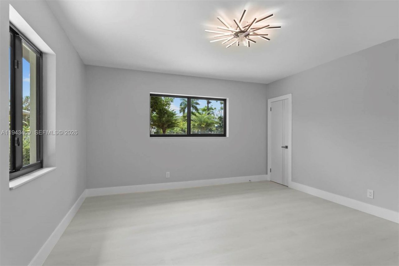 260 NW 86th St, El Portal, FL 33150 Photo