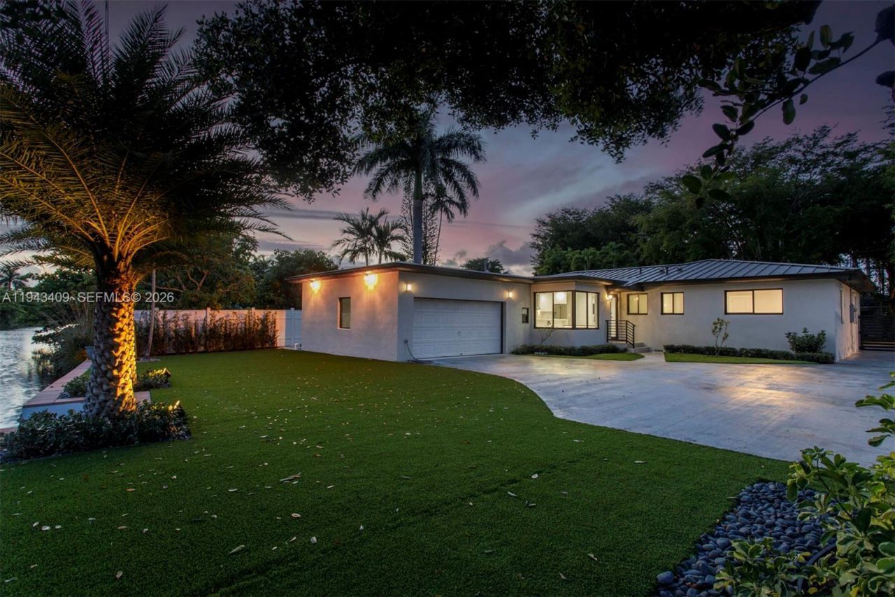 260 NW 86th St, El Portal, FL 33150 Photo