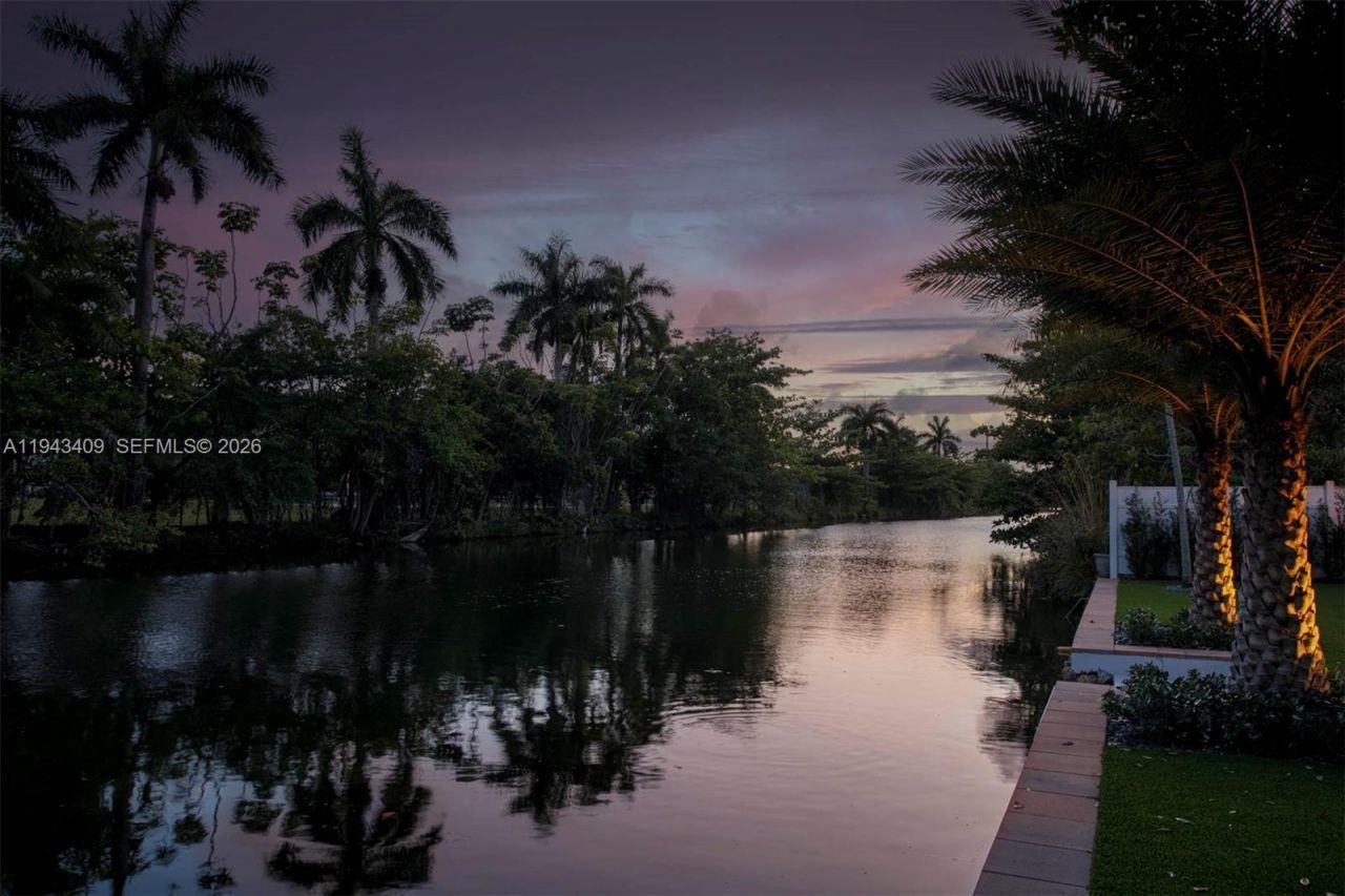 260 NW 86th St, El Portal, FL 33150 Photo