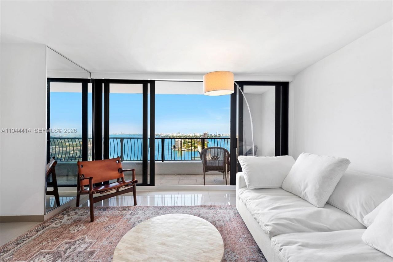 555 NE 15th St, Unit 26B, Miami, FL 33132 Photo