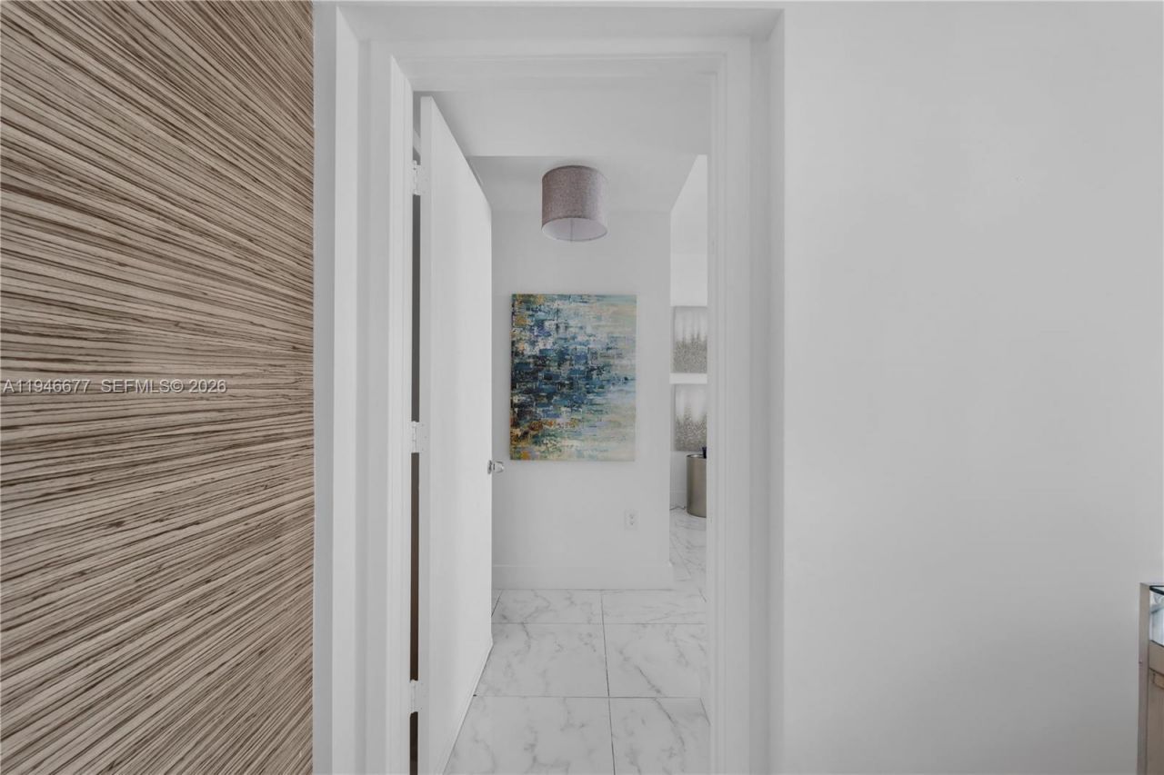 460 NE 28th St , Unit 3002, Miami, FL 33137 Photo