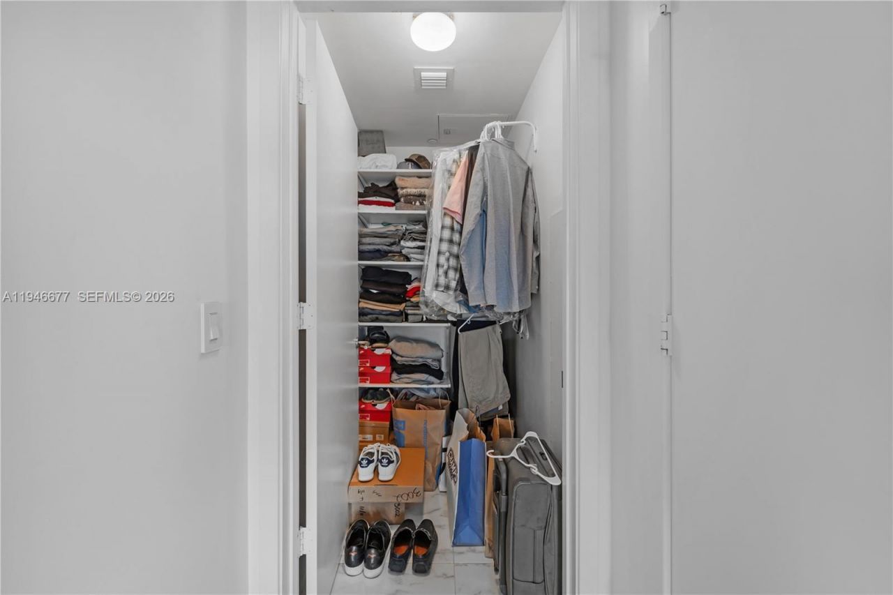 460 NE 28th St , Unit 3002, Miami, FL 33137 Photo