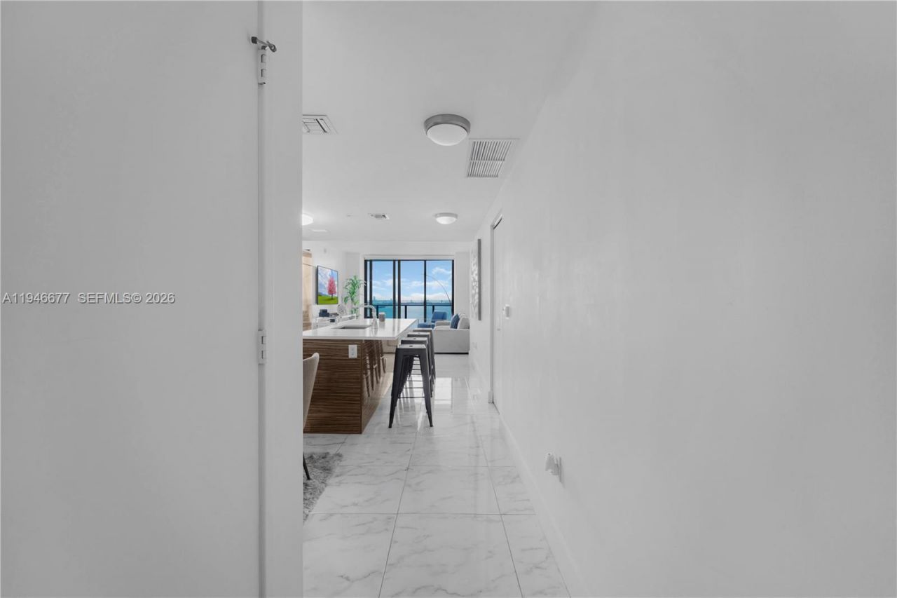 460 NE 28th St , Unit 3002, Miami, FL 33137 Photo